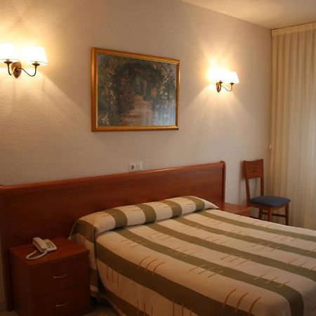 Hotel Alameda Алба де Тормес Екстериор снимка